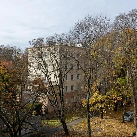 Ochota Rokosowska Deluxe By Bookinghost *