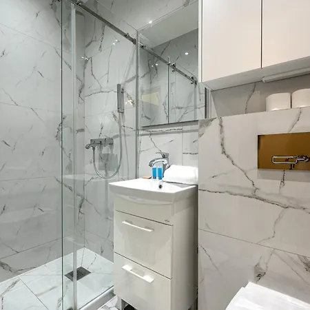 Appartement Ochota Rokosowska Deluxe By Bookinghost *