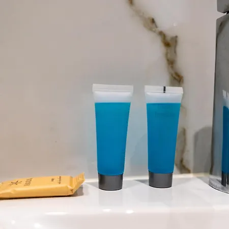 公寓 Ochota Rokosowska Deluxe By Bookinghost